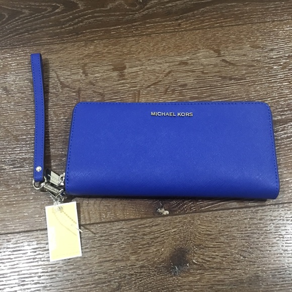 michael kors blue wallet